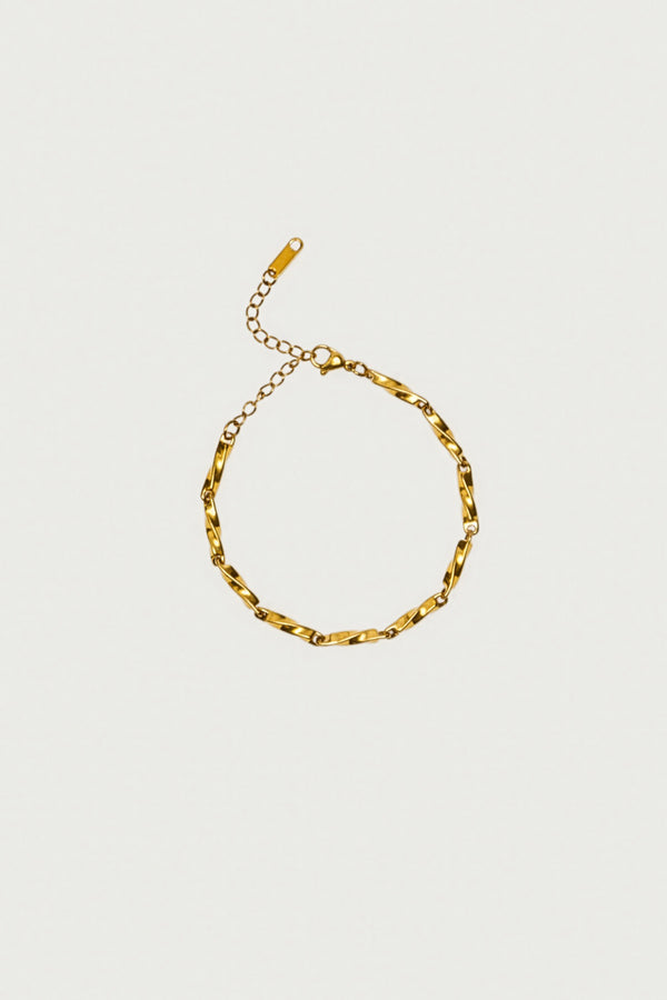 Twist Bracelet view 2