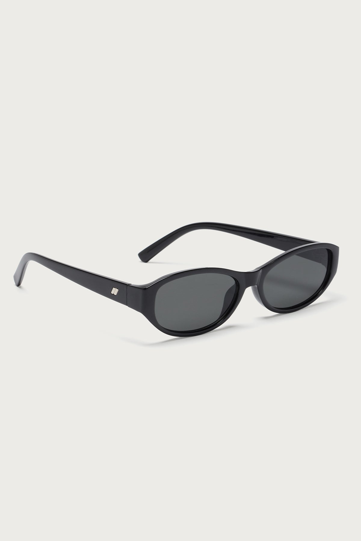 Lavinia Oval Sunglasses