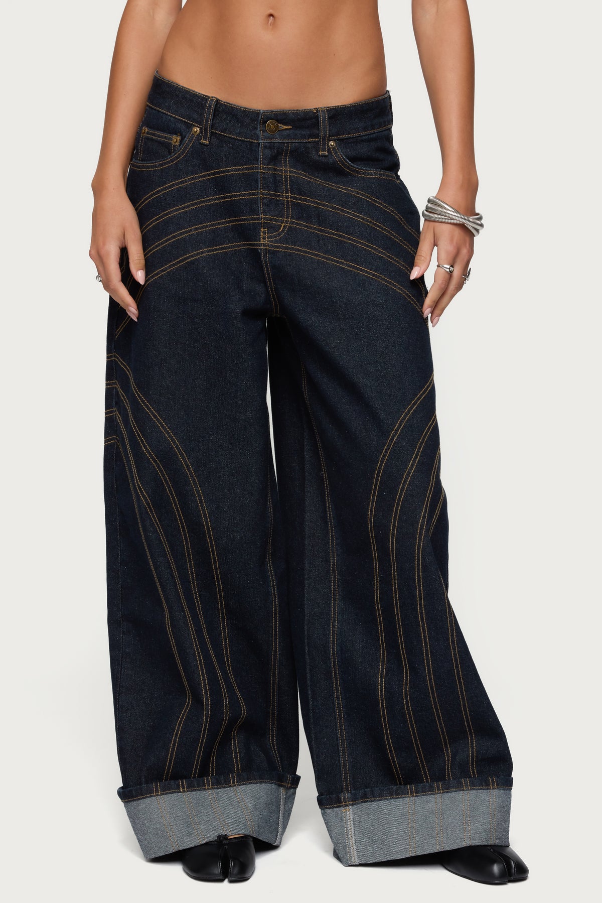 Cuffed Low Rise Baggy Jeans