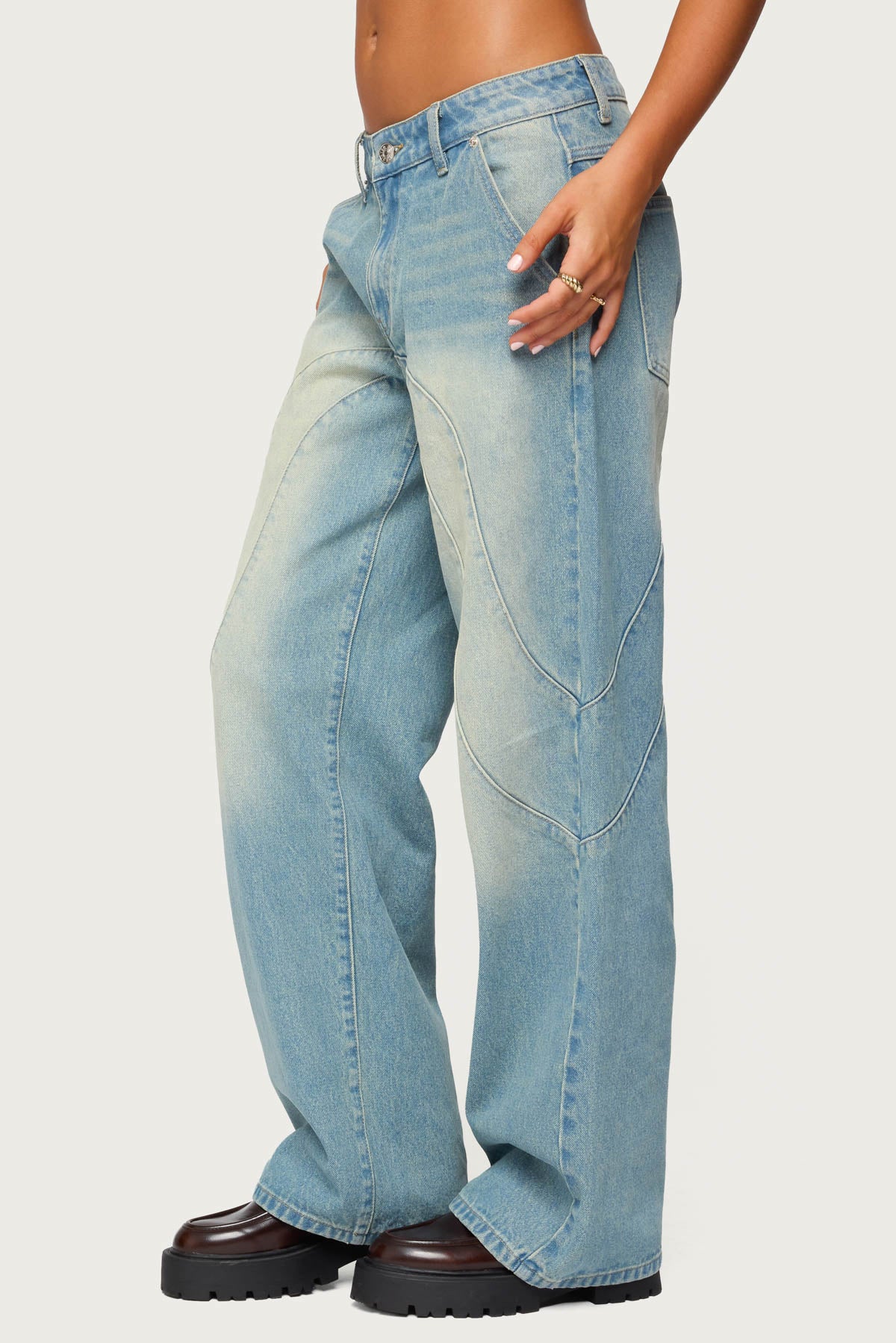 Kiria Stitched Low Rise Baggy Jeans