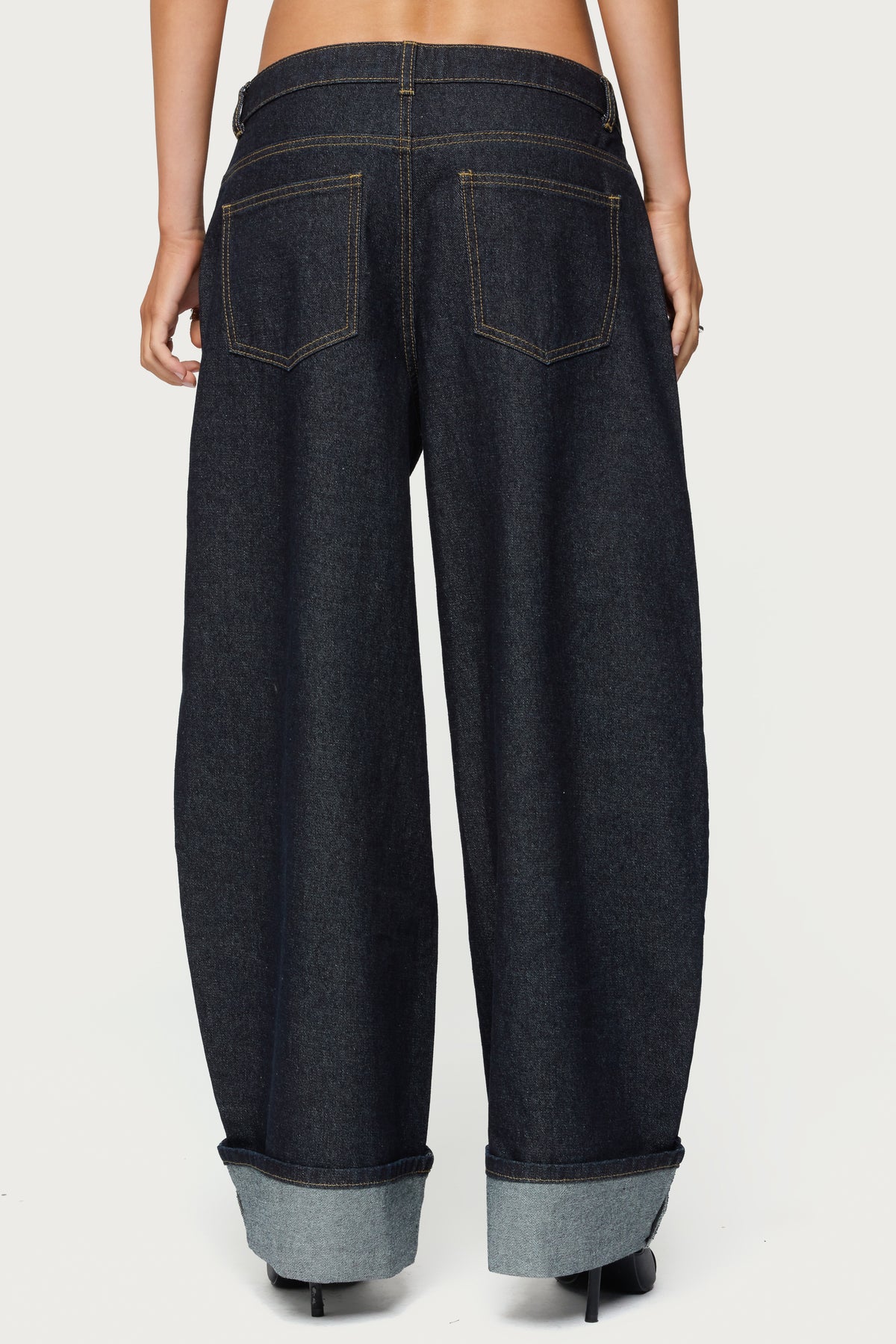 Petite Kella Low Rise Baggy Jeans