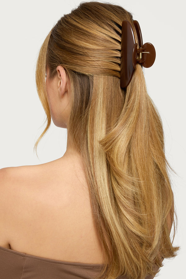 Clean Girl Hair Clip view 1