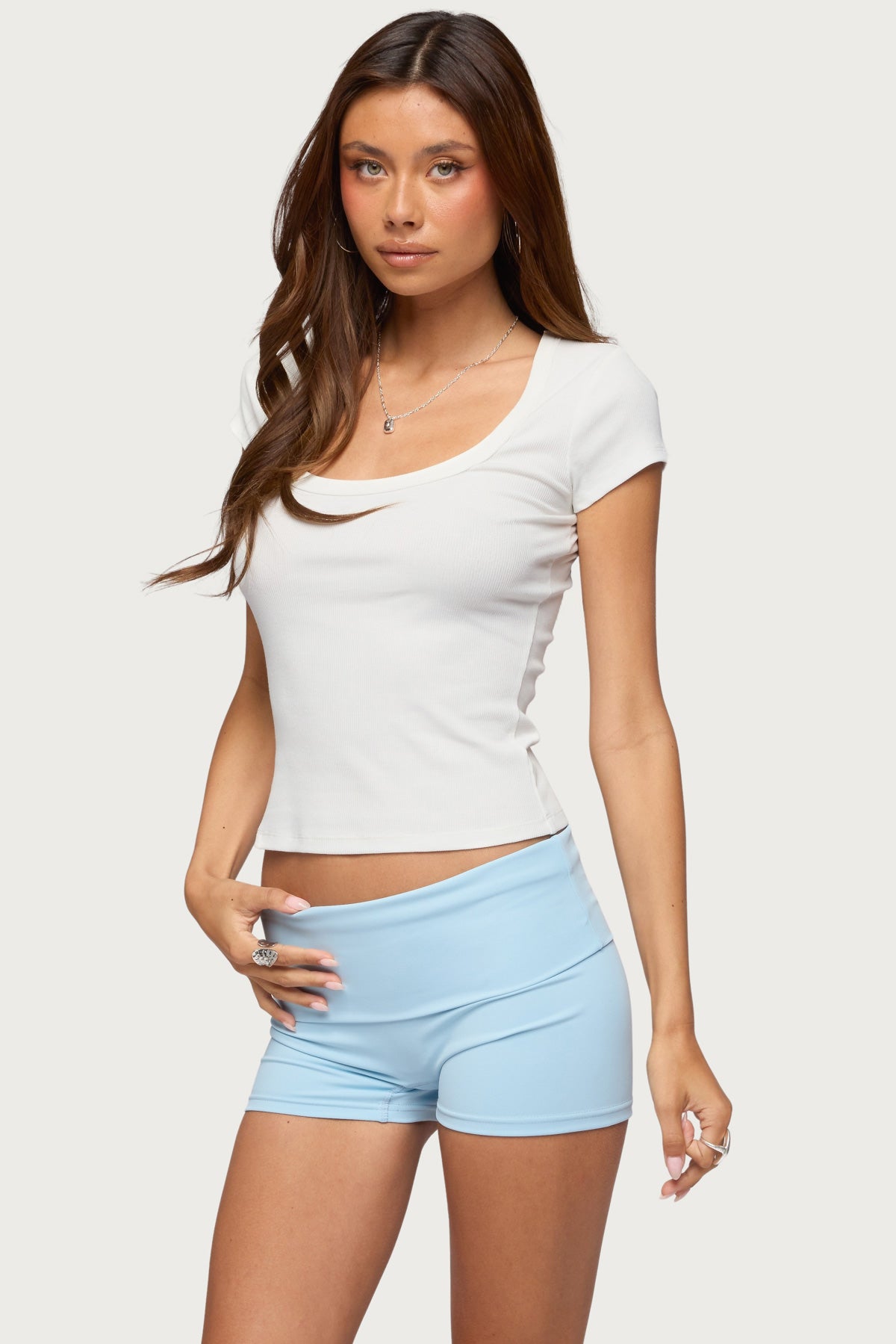 Nadiah Ribbed Scoop Neck T Shirt