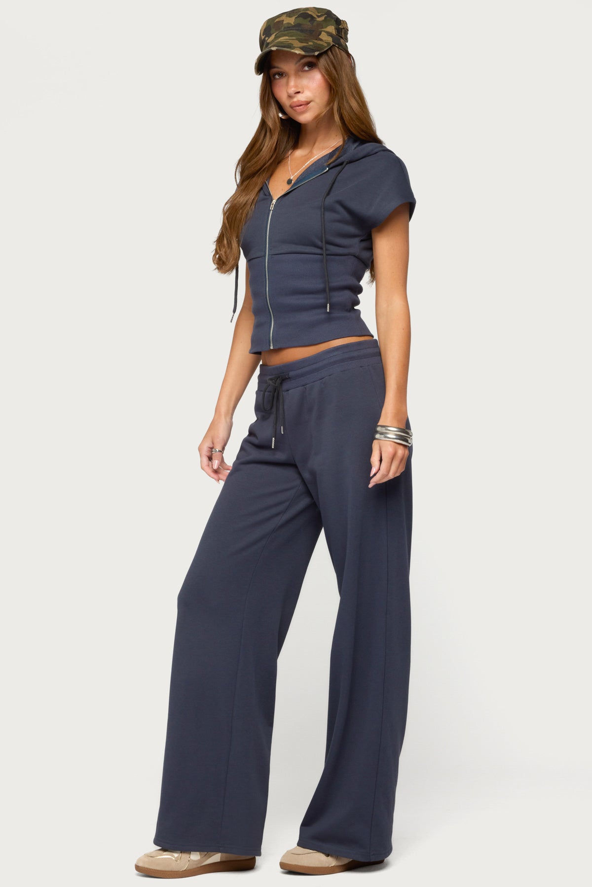 Paeva Low Rise Sweatpants
