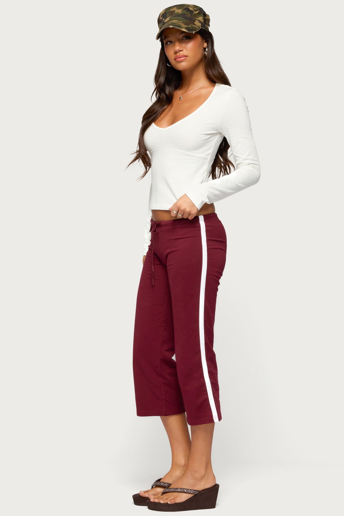 Milene Contrast French Terry Capri Pants