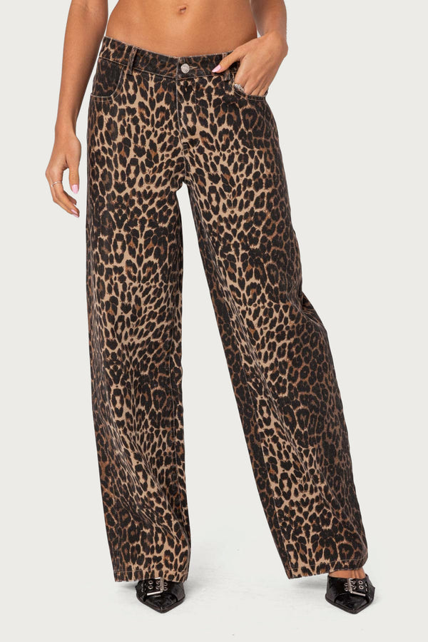 Leopard Printed Low Rise Baggy Jeans view 2