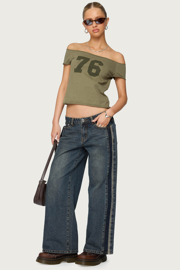 Petite Contrast Panel Low Rise Baggy Jeans view 1