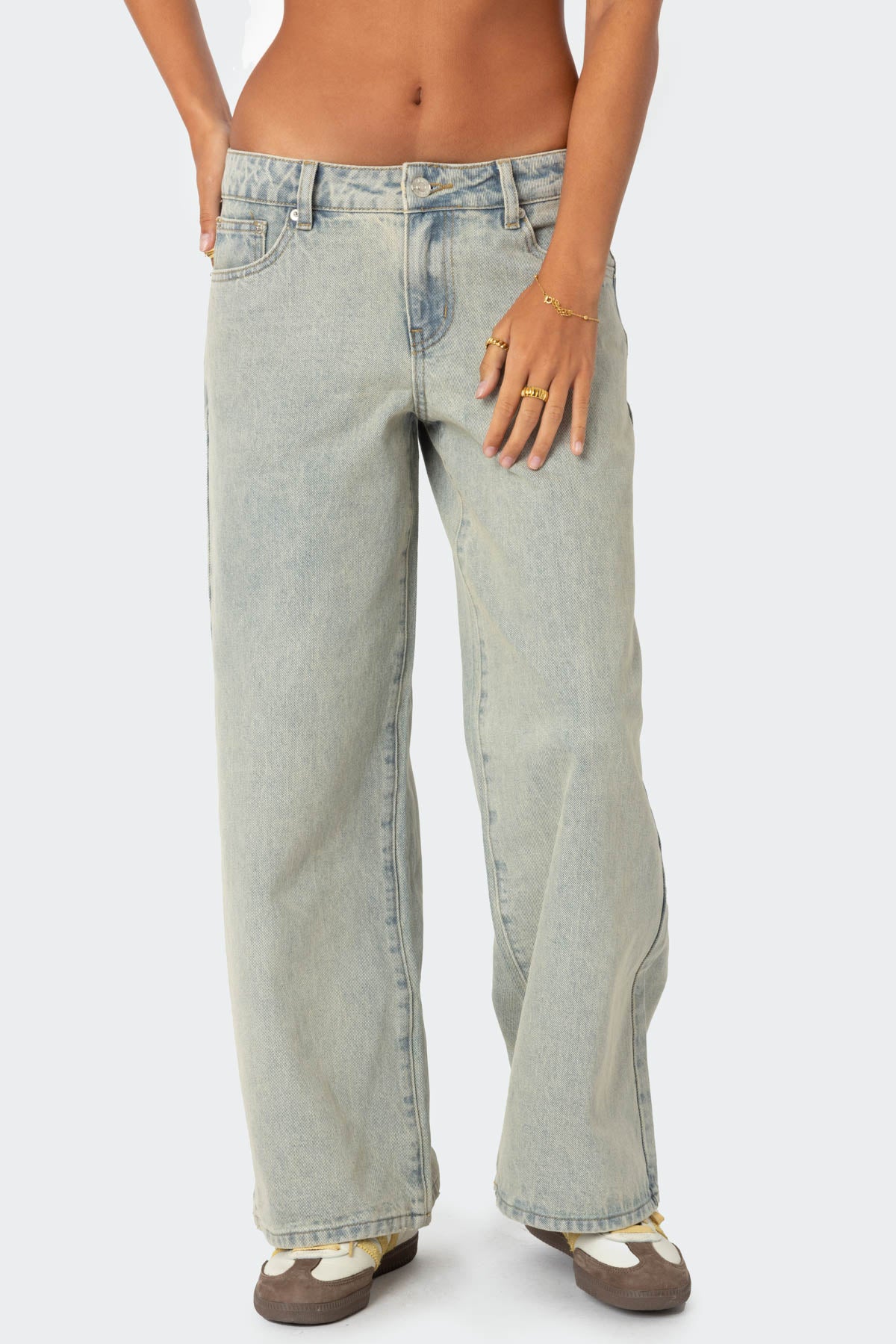 Petite Magda Acid Wash Low Rise Baggy Jeans