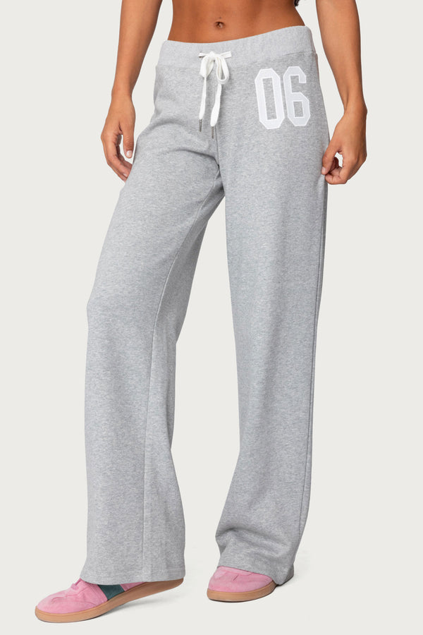 06 Sweatpants view 2