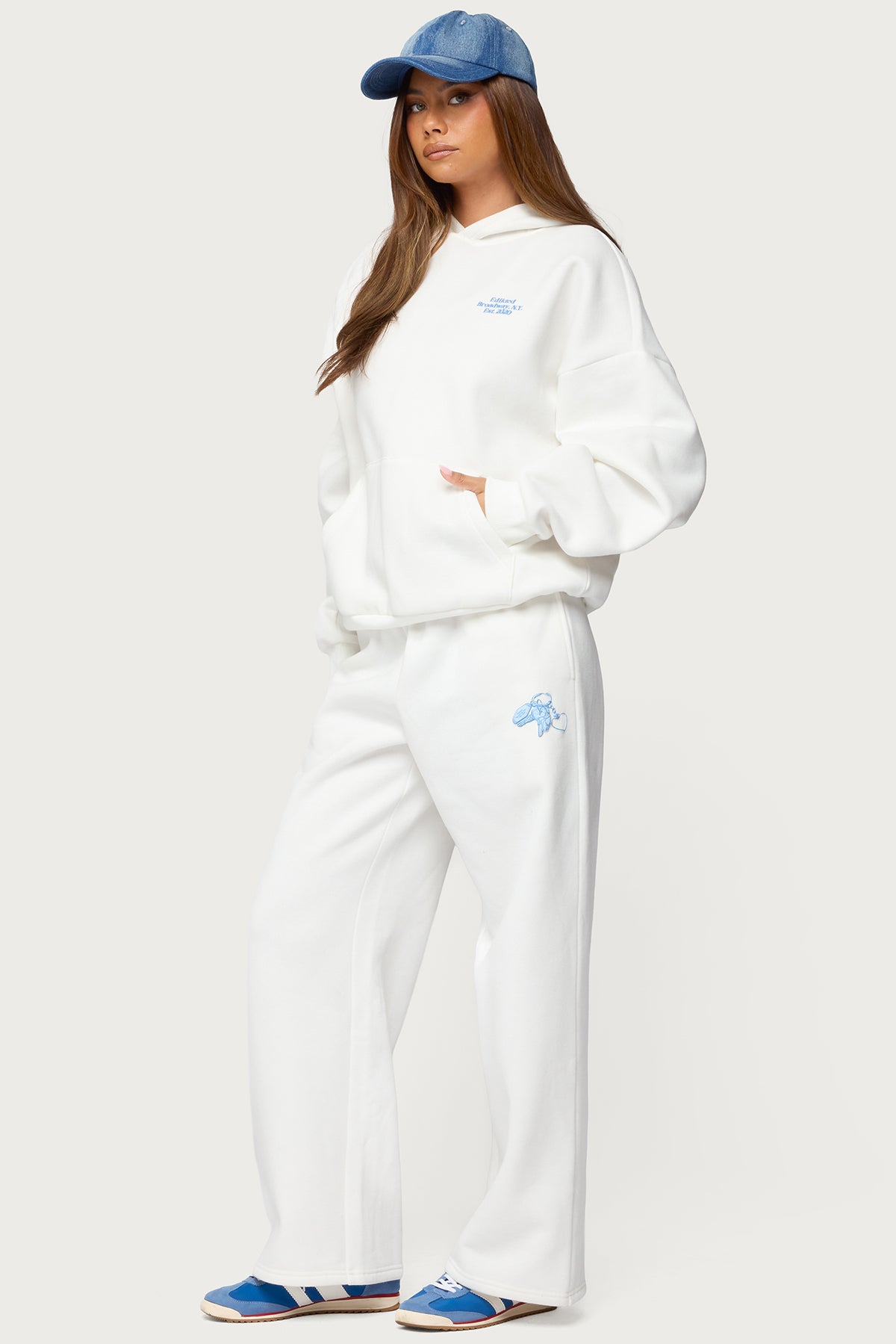 Keychain Cutie Straight Leg Sweatpants