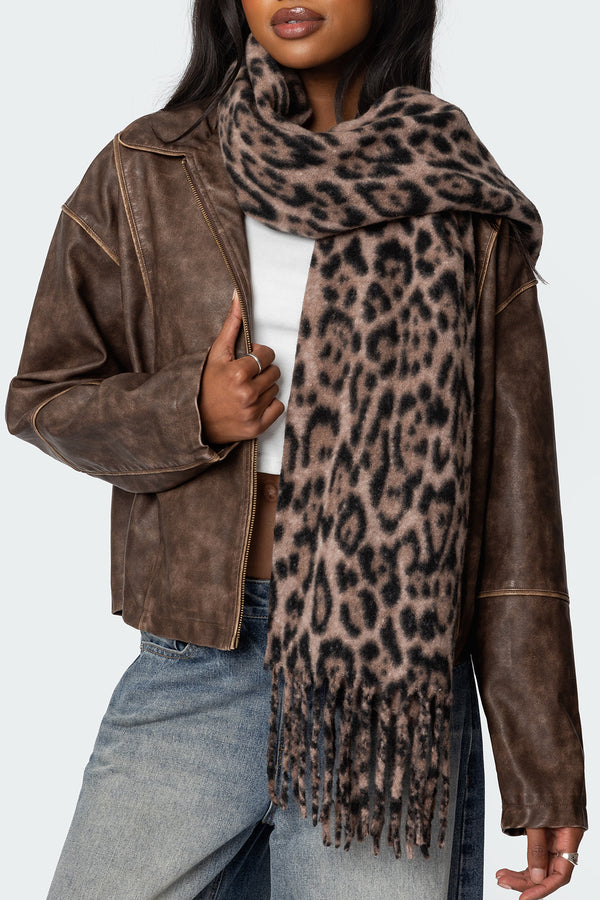 Chunky Leopard Scarf view 1