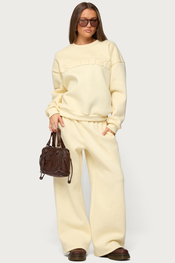 Jaylie Edikted Sweatshirt view 2