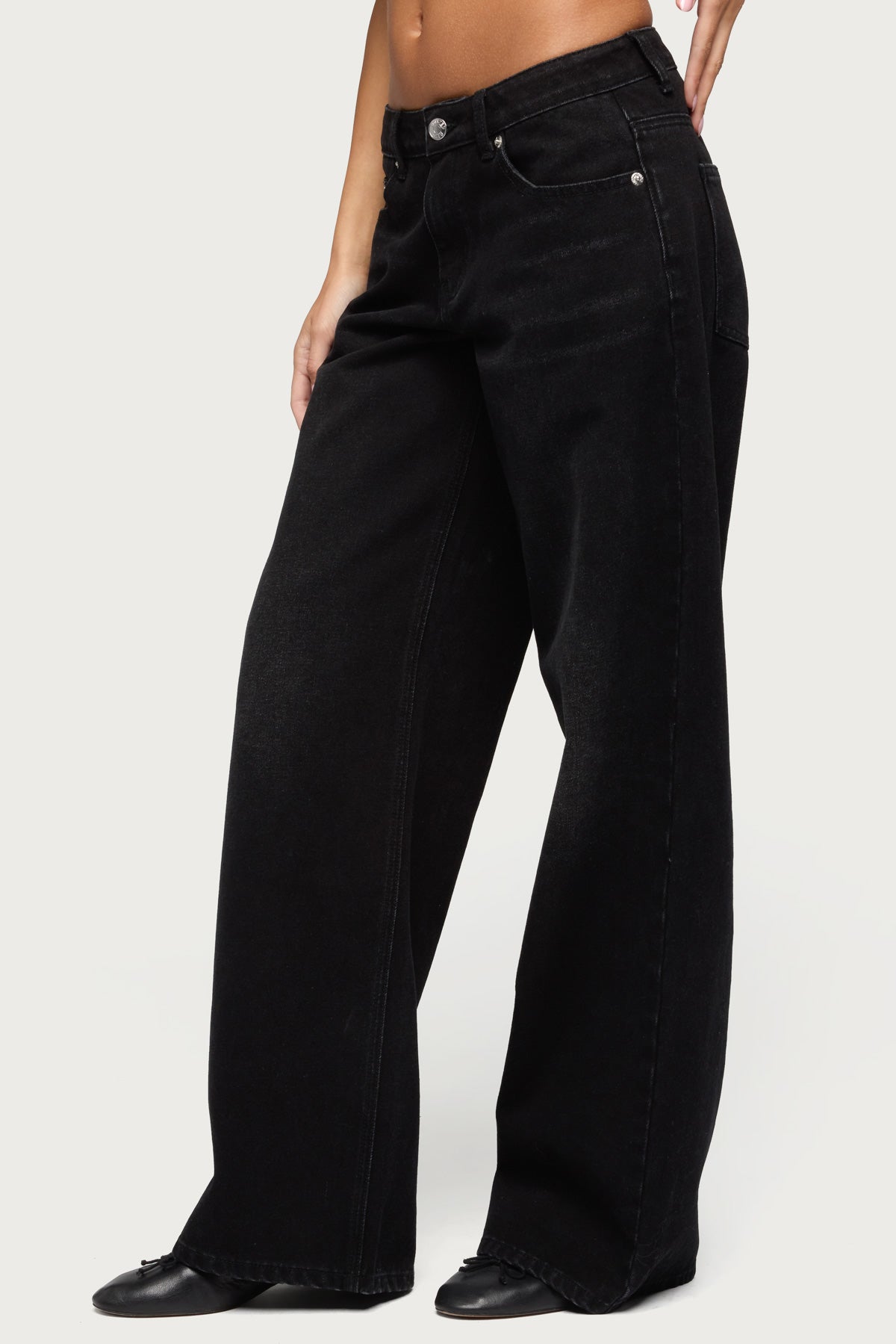 Raelynn Washed Low Rise Baggy Jeans