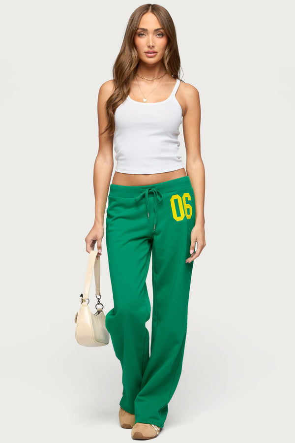 06 Sweatpants view 2