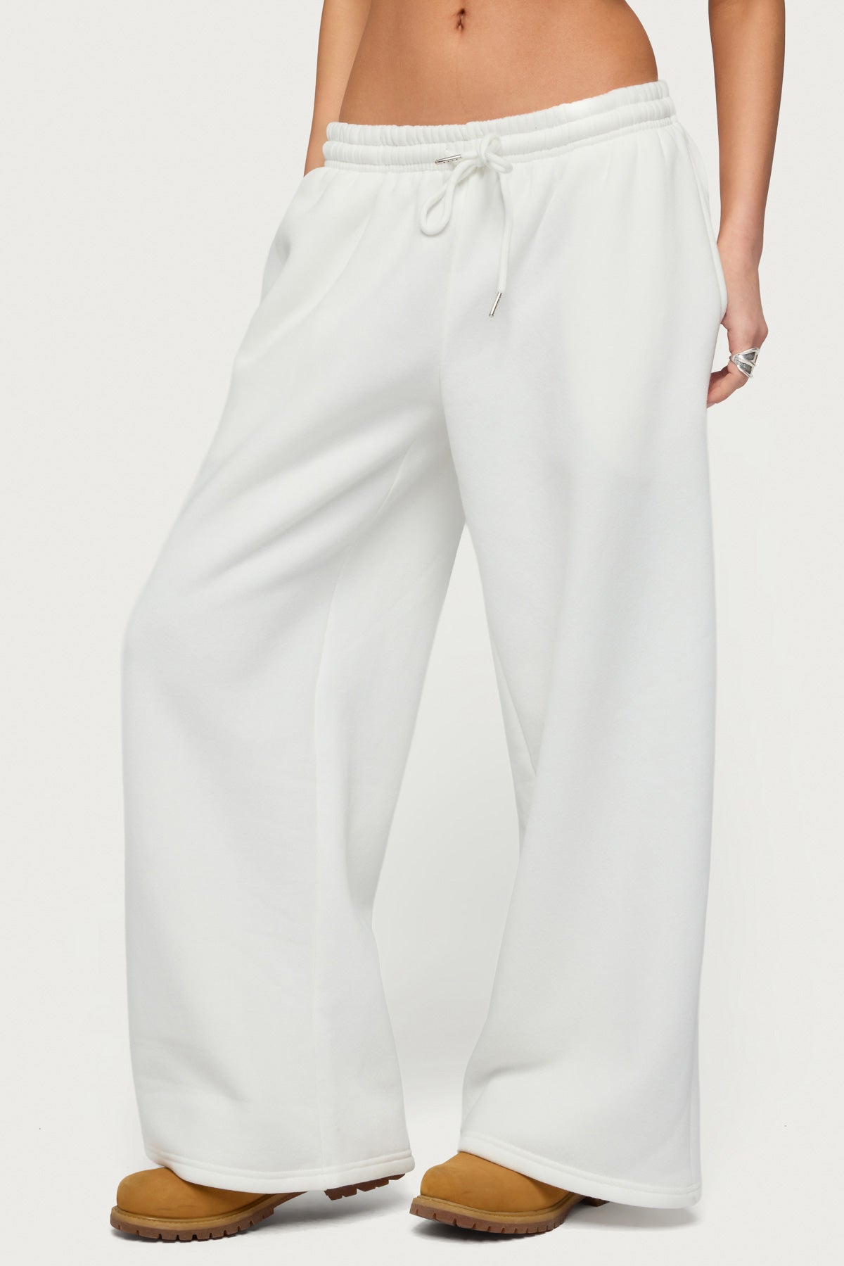 Petite Kamari Low Rise Wide Sweatpants