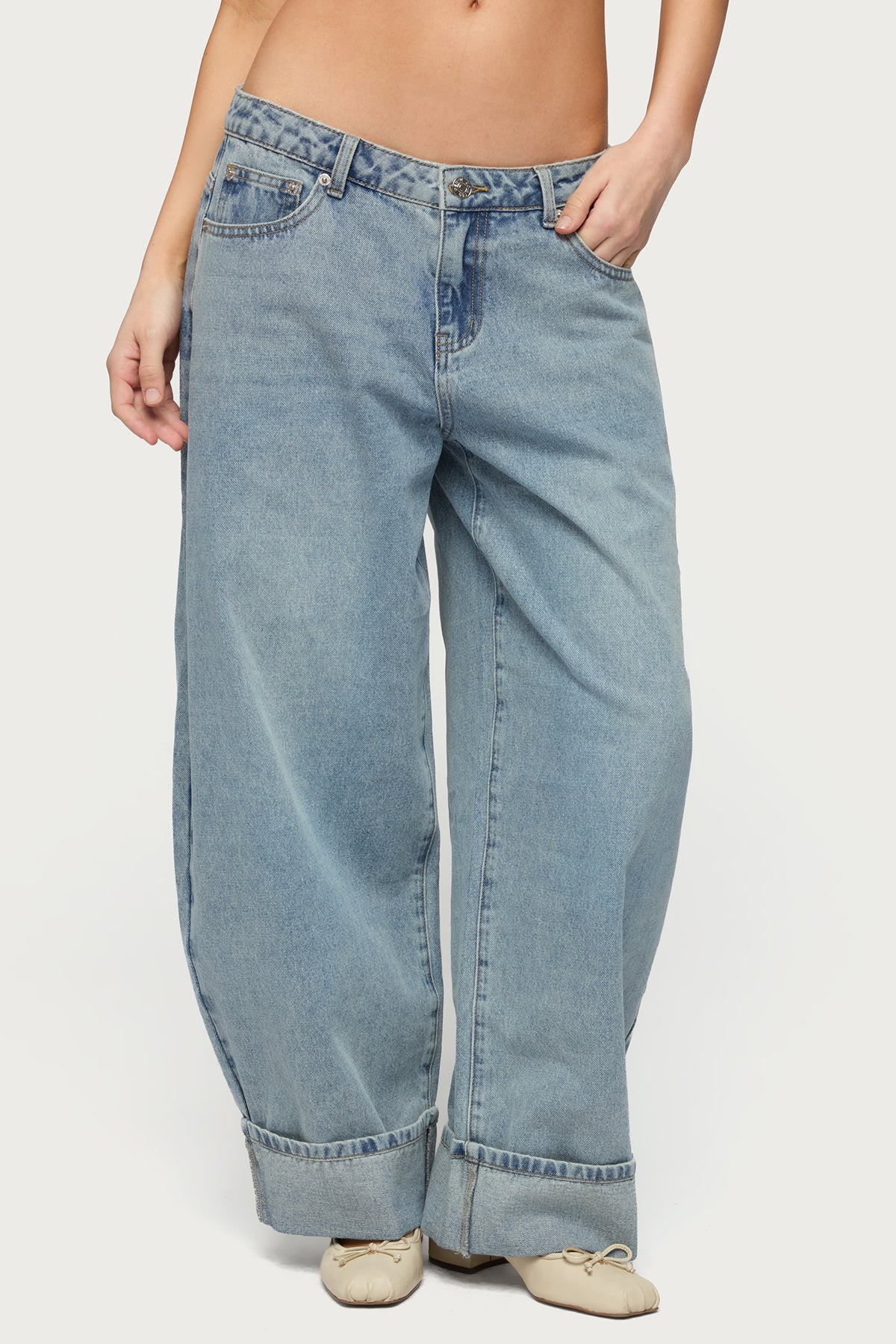 Petite Kella Low Rise Baggy Jeans