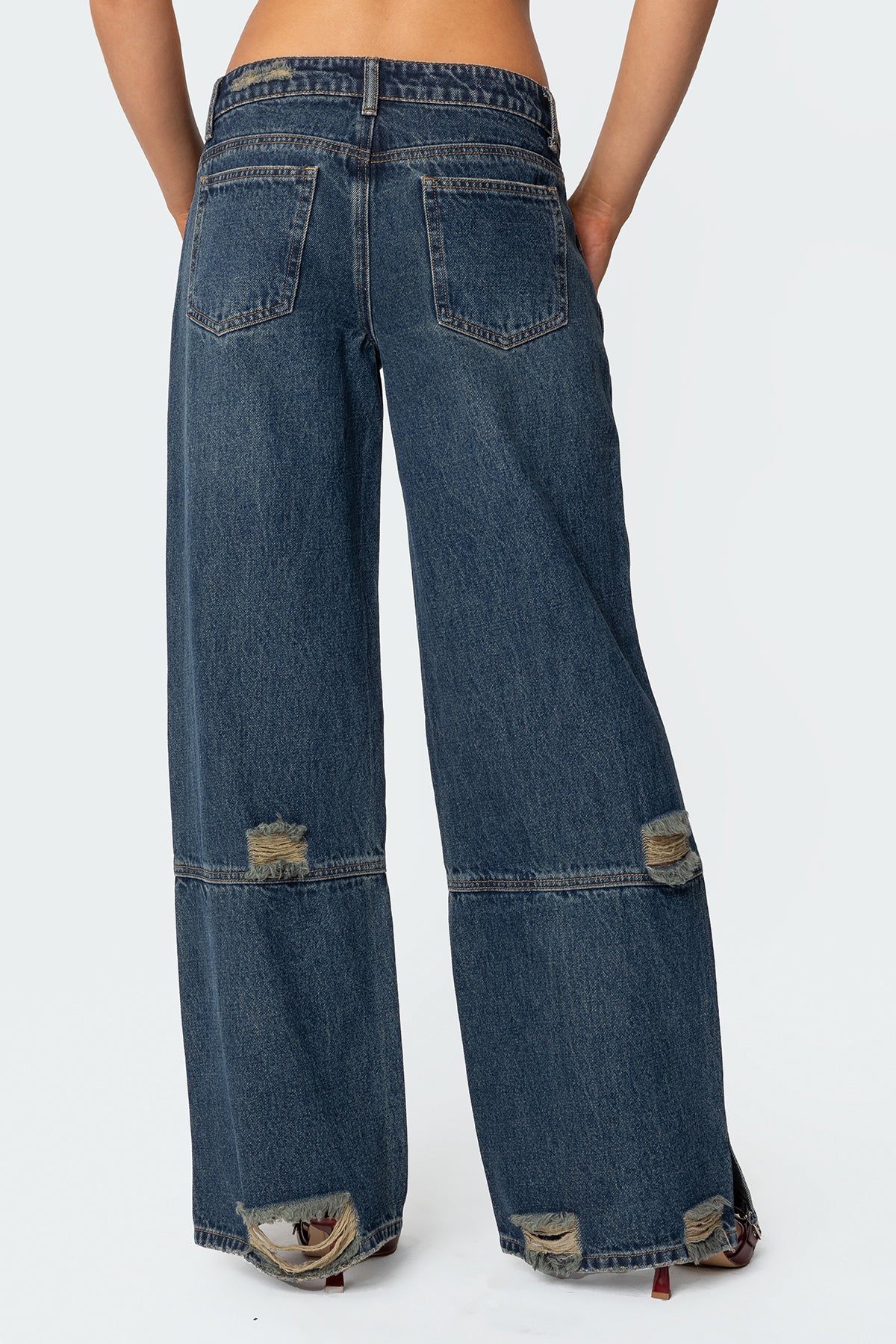 Slitted Distressed Low Rise Baggy Jeans