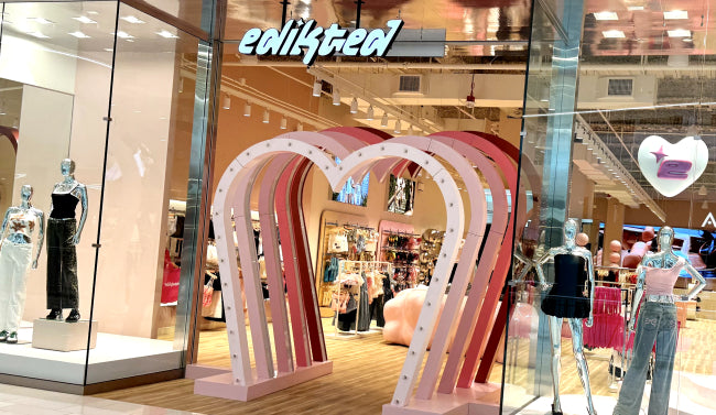 Bloomington | Mall Of America storefront