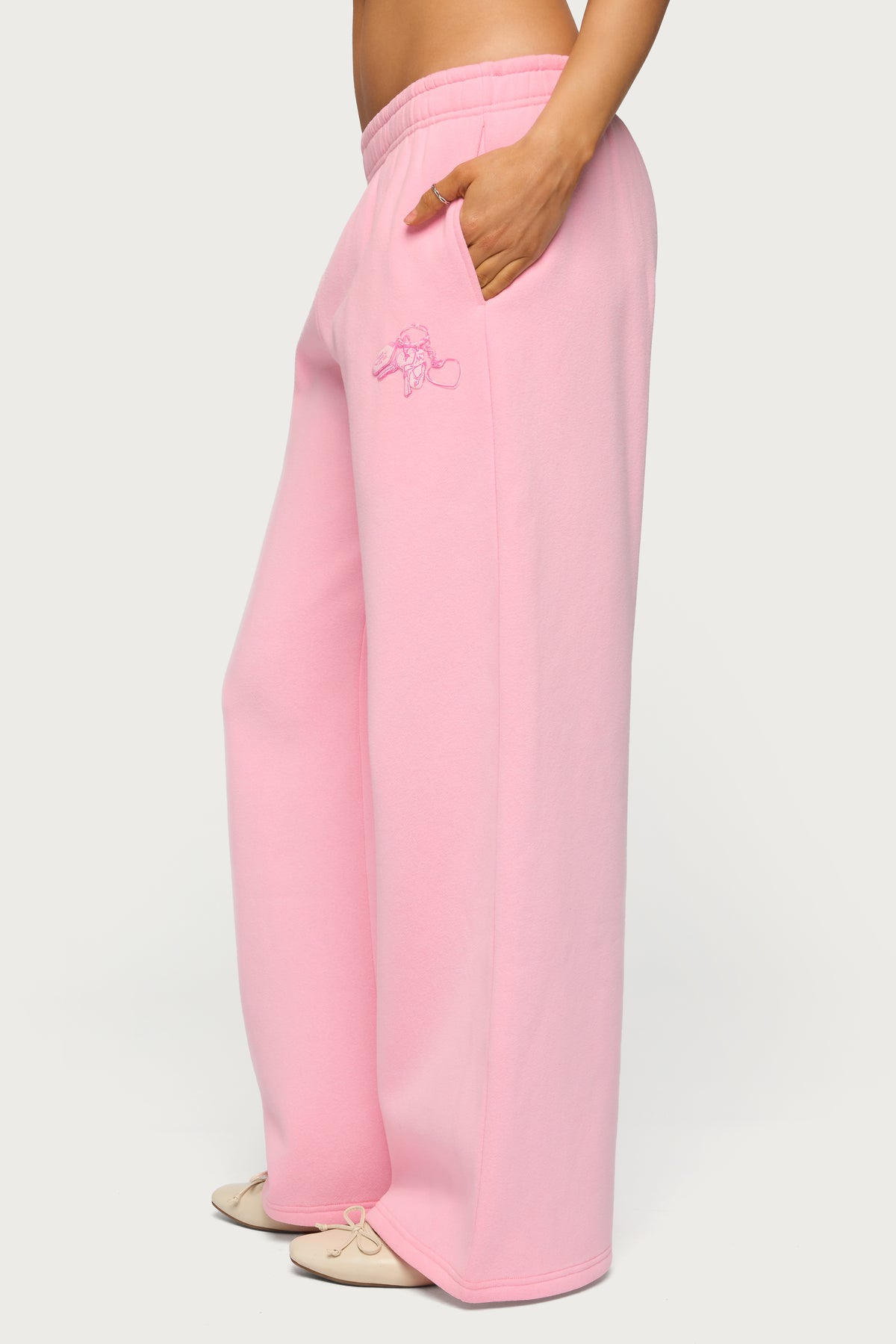 Keychain Cutie Straight Leg Sweatpants