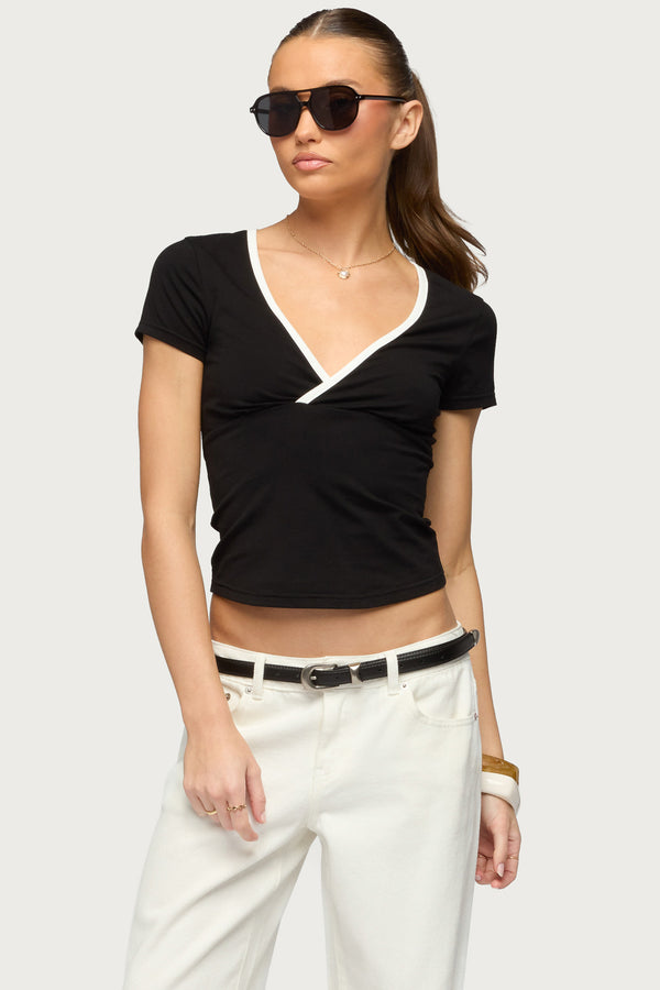 Yulenna Contrast V Neck Top view 1