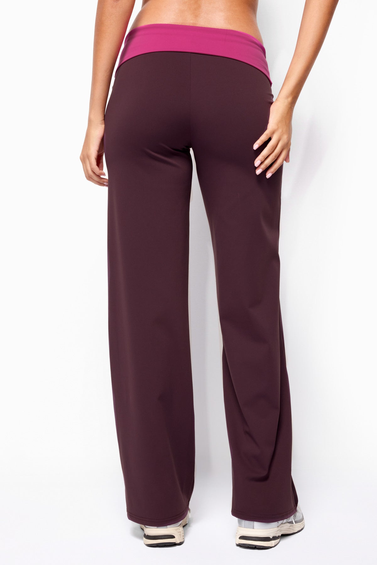 Dayna Contrast Foldover Straight Leg Pants