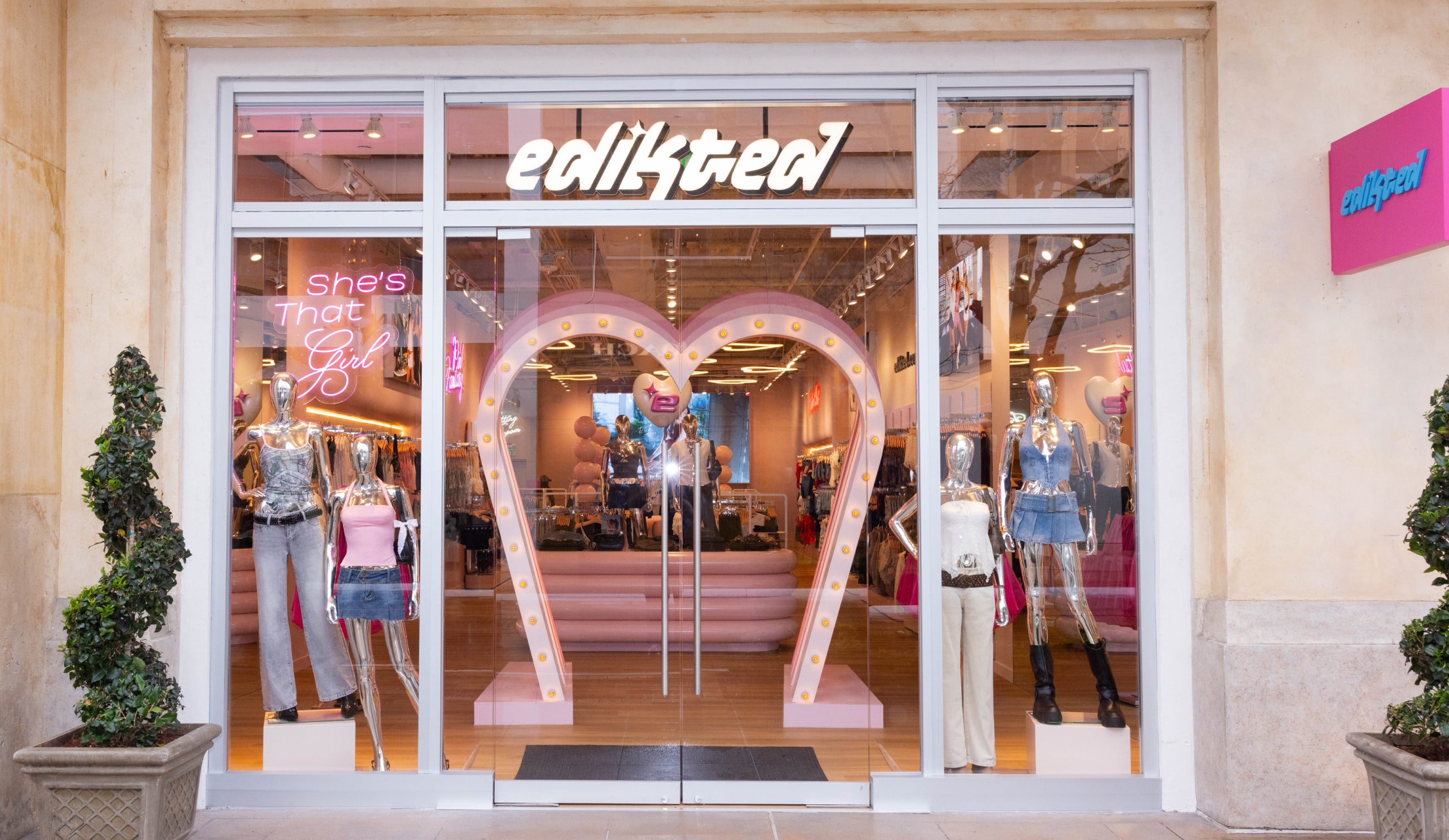 Los Angeles | The Grove storefront